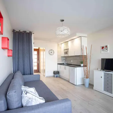 Charmant Studio Moderne En Front De Mer Avec Parking A Hendaye - Fr-1-2-286 Apartment